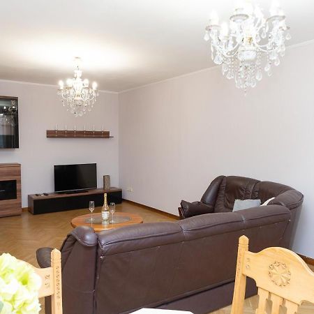 Spacious Apartments In The Center Of Obolon 2 Bedrooms Kiev Exterior foto